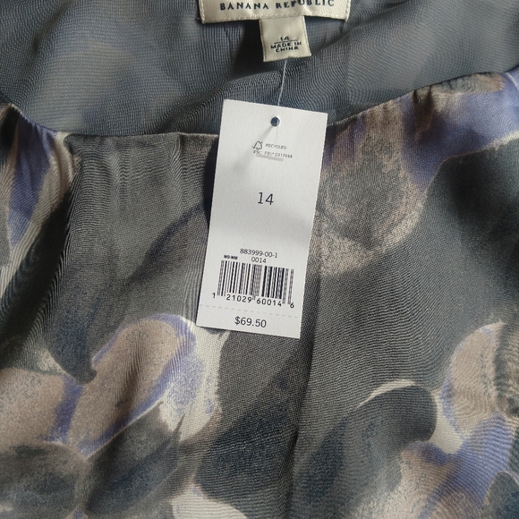 NWT Banana Republic Top - Picture 2 of 5